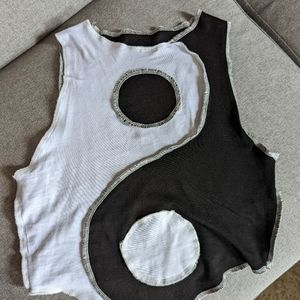 Yin yang stretchy crop top
